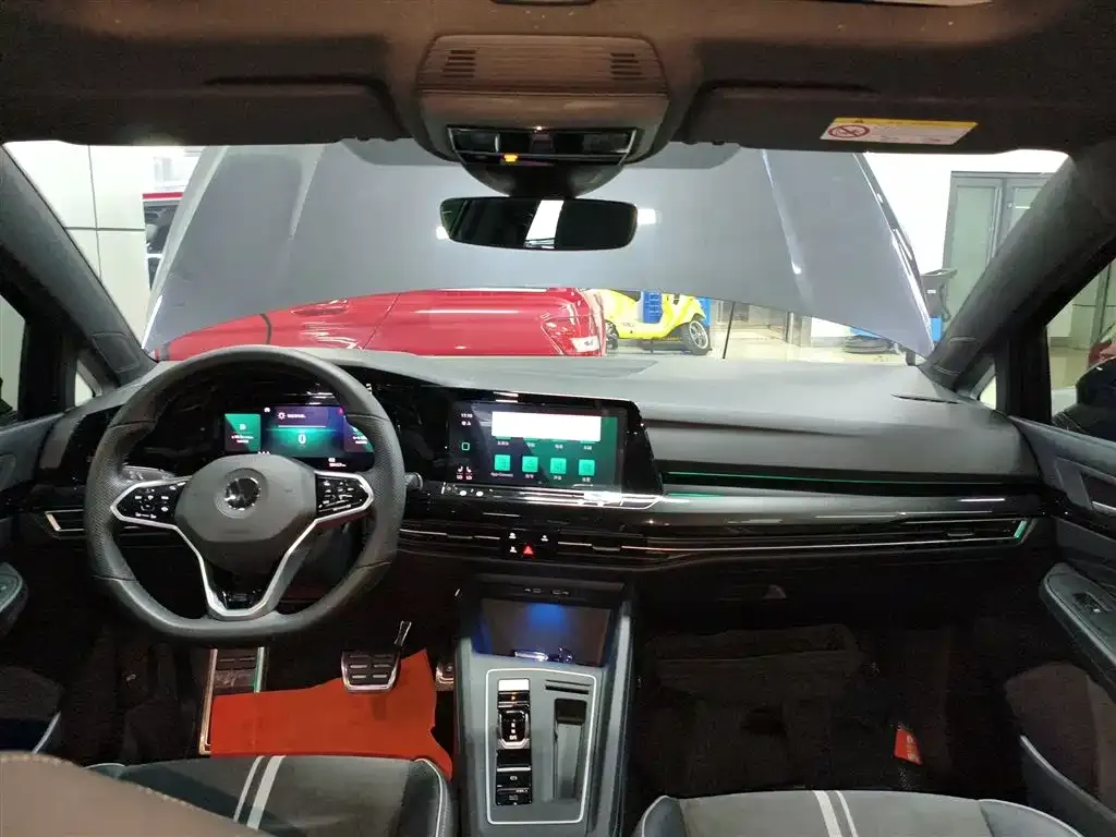 Volkswagen Golf 2021 из CN, фото 8