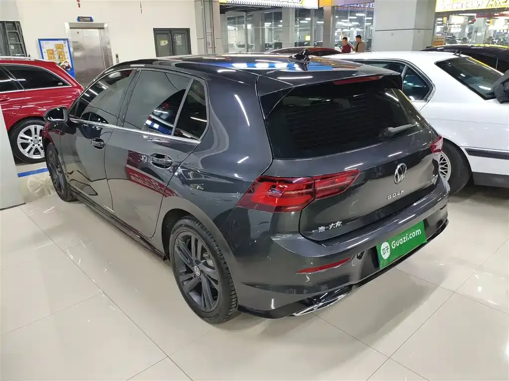 Volkswagen Golf 2021 из CN, фото 4