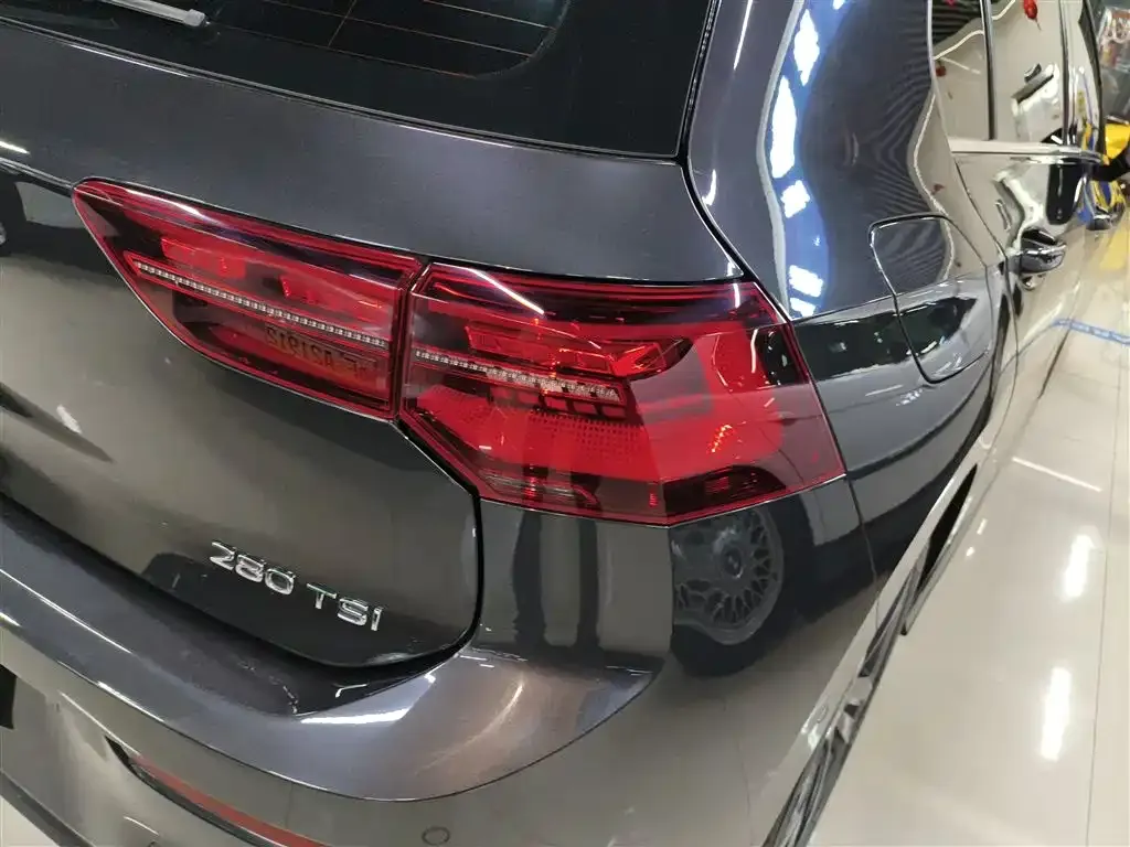 Volkswagen Golf 2021 из CN, фото 3