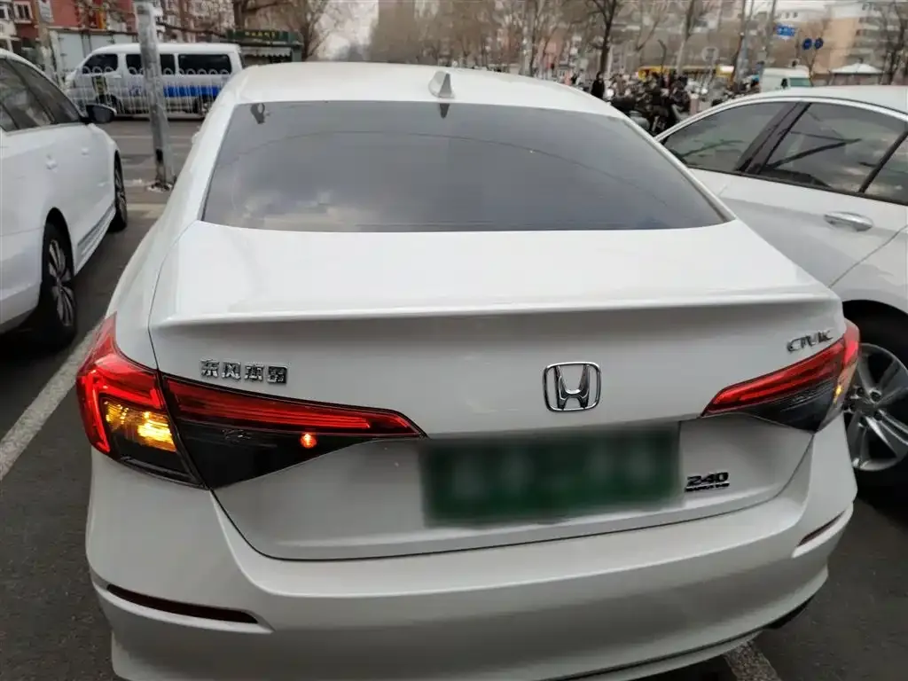 Honda Civic 2023 из CN, фото 3