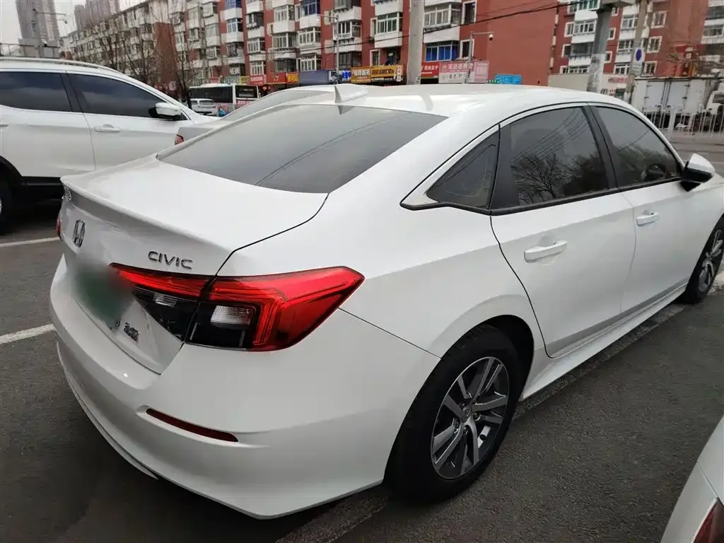 Honda Civic 2023 из CN, фото 2