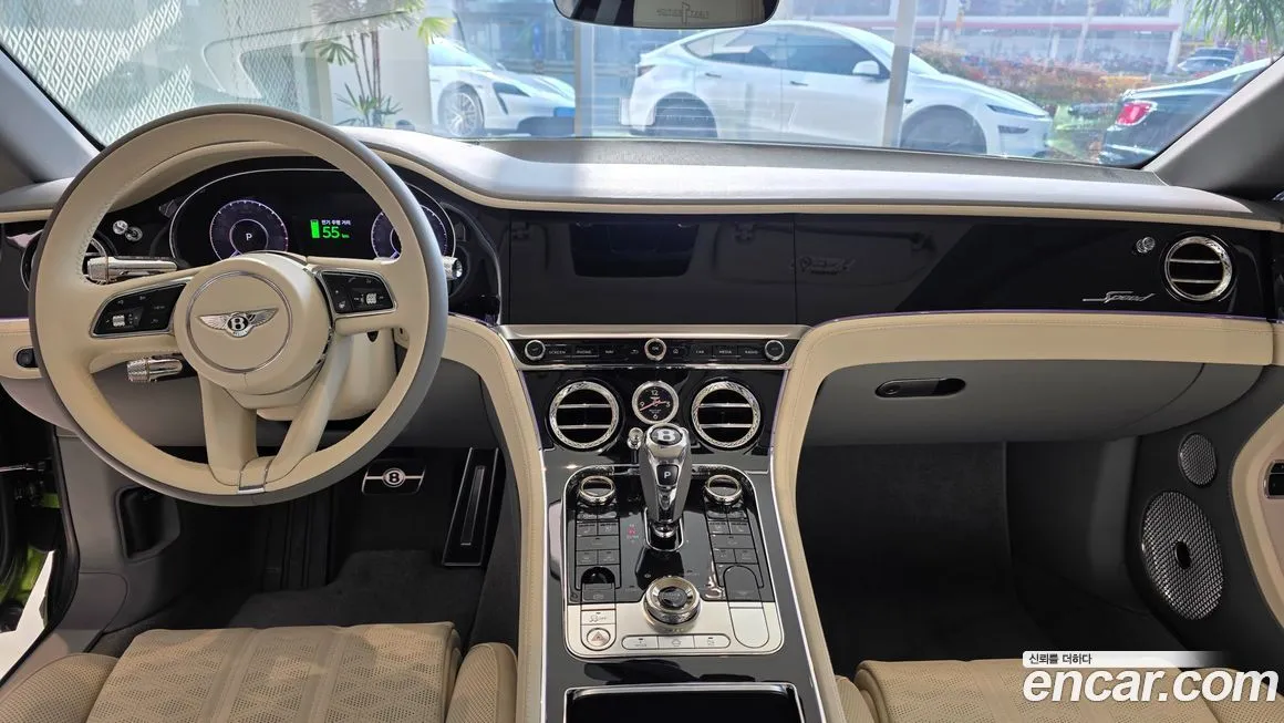 Bentley Continental 2025 из KR, фото 8