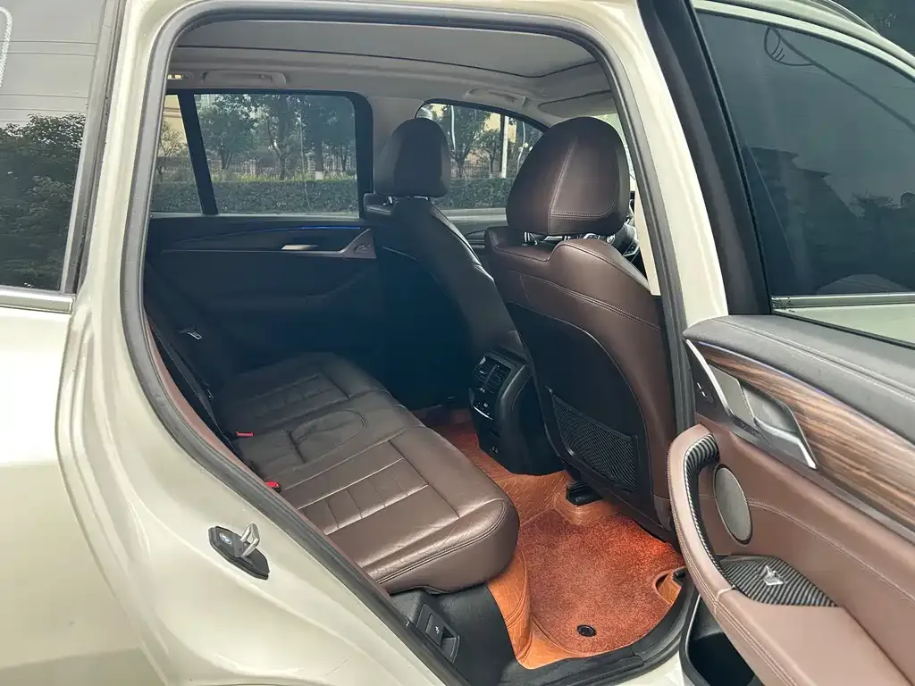 BMW X3 2021 из CN, фото 8