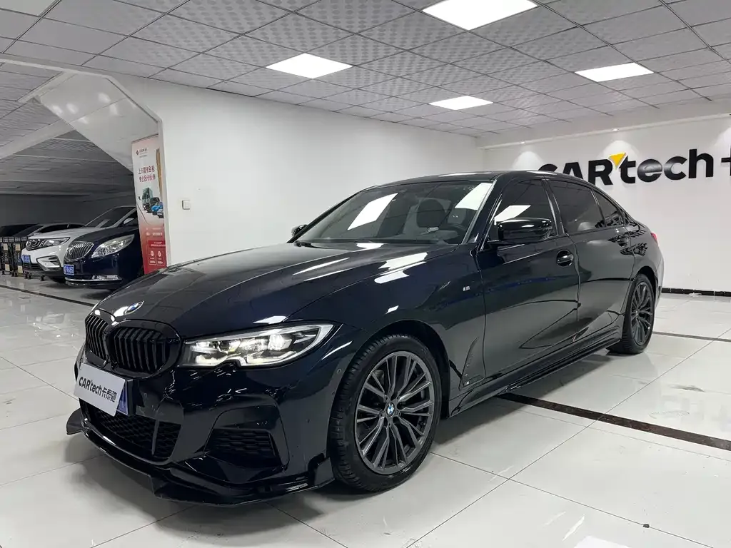 BMW 3 Series 2021 из CN, фото 1