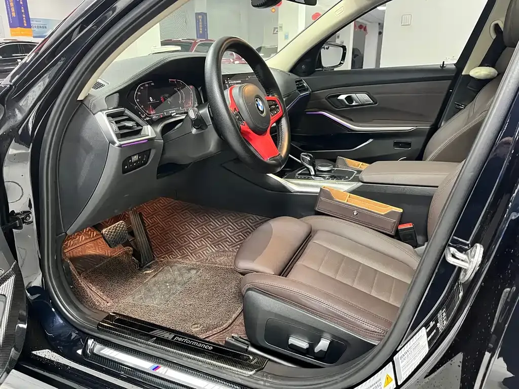 BMW 3 Series 2021 из CN, фото 6