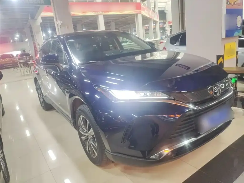 Toyota Harrier — фото 4