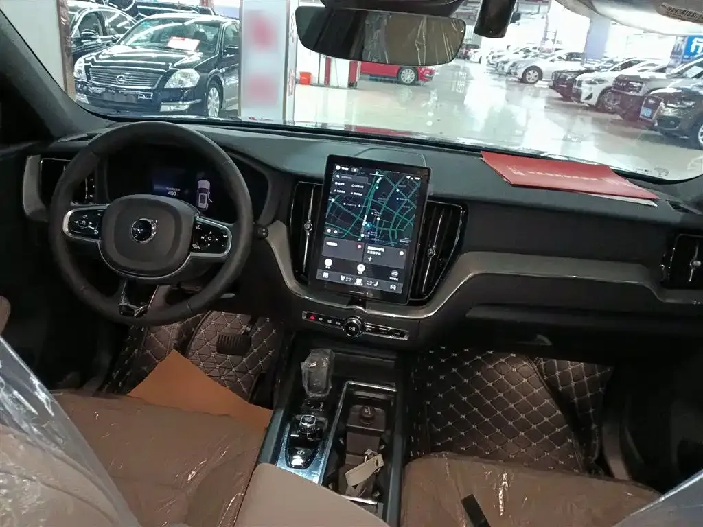 Volvo XC60 2025 из CN, фото 10