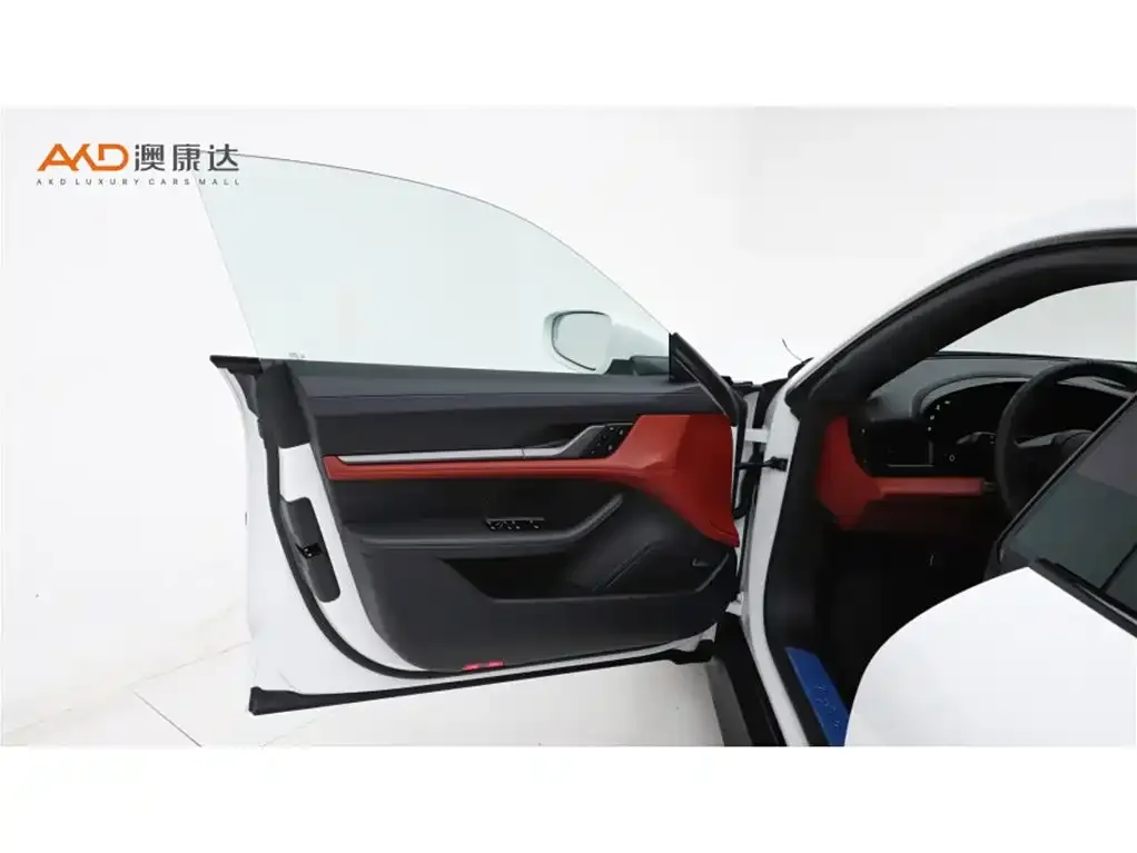 Porsche Taycan 2025 из CN, фото 7