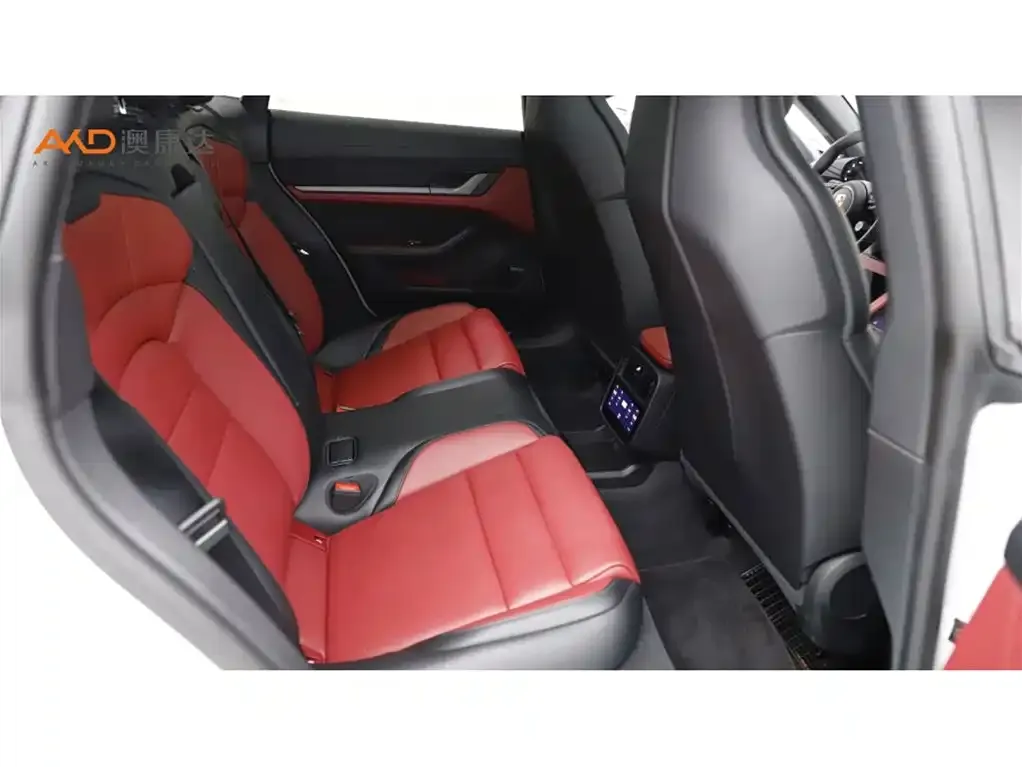 Porsche Taycan 2025 из CN, фото 9