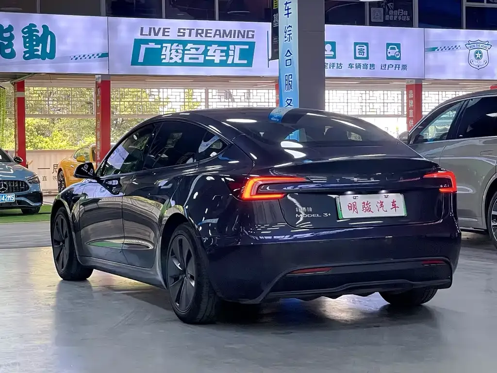 Tesla Model 3 2024 из CN, фото 4