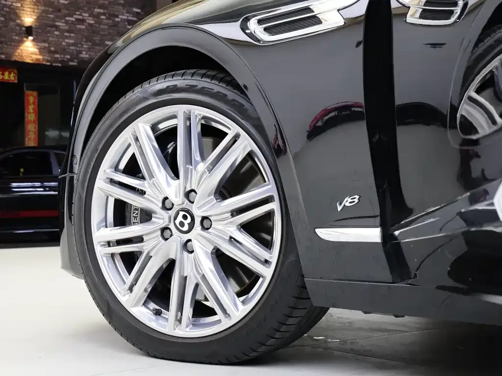 Bentley Flying Spur 2021 из CN, фото 6