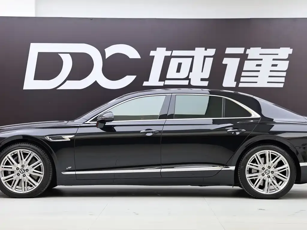 Bentley Flying Spur 2021 из CN, фото 2