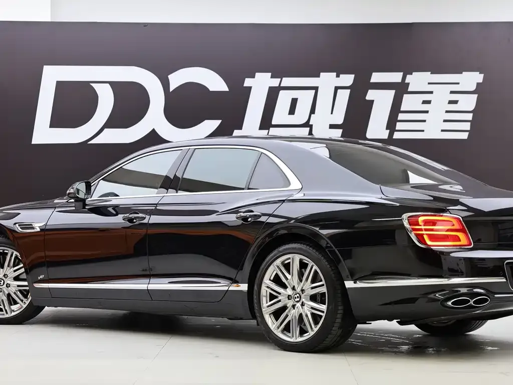 Bentley Flying Spur 2021 из CN, фото 3