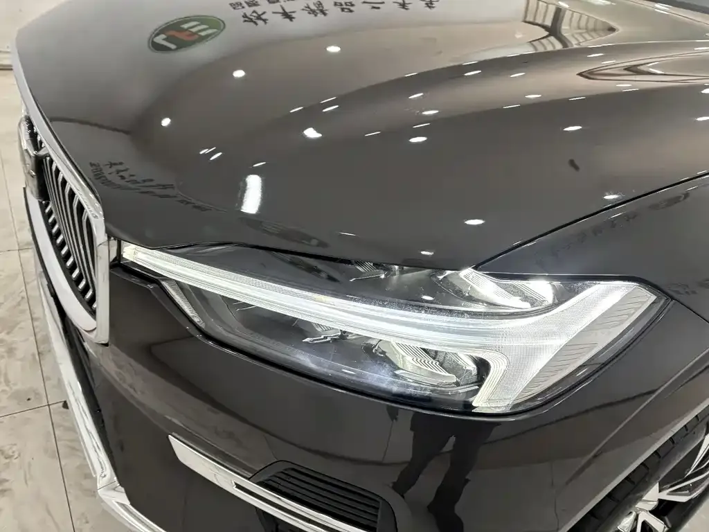 Volvo S90 2025 из CN, фото 9