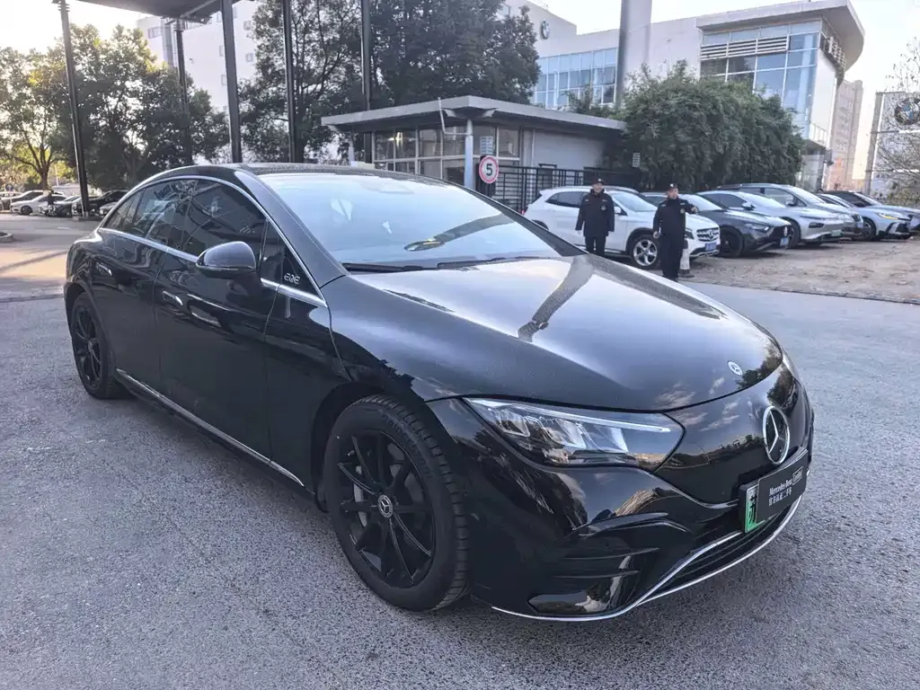 Mercedes-Benz EQE 2023 из CN, фото 3