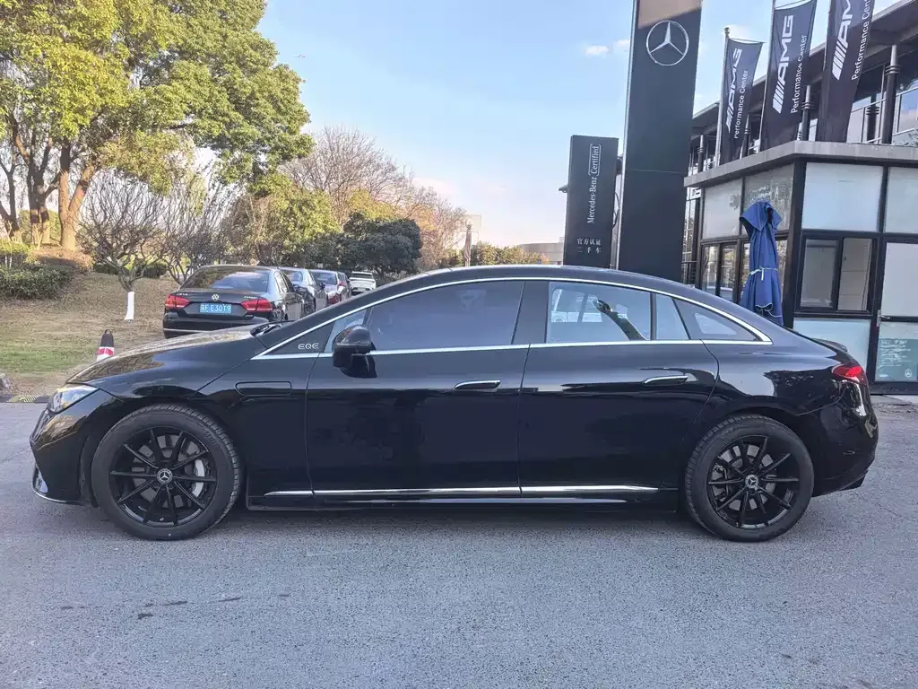 Mercedes-Benz EQE 2023 из CN, фото 9