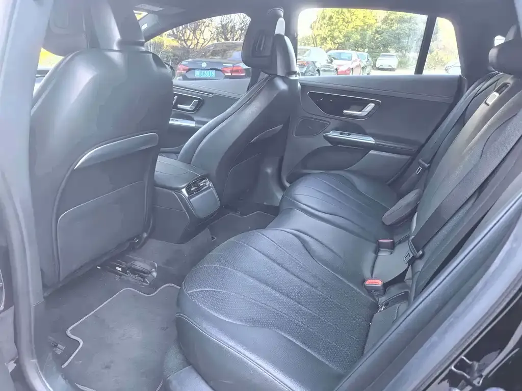 Mercedes-Benz EQE 2023 из CN, фото 6