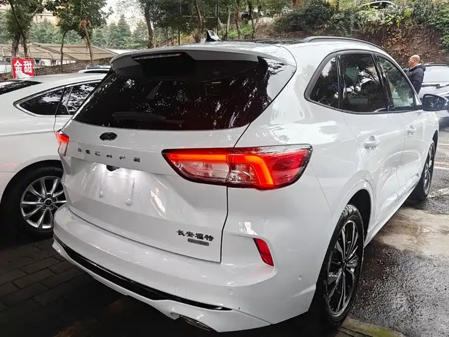 Ford Escape 2022 из CN, фото 7