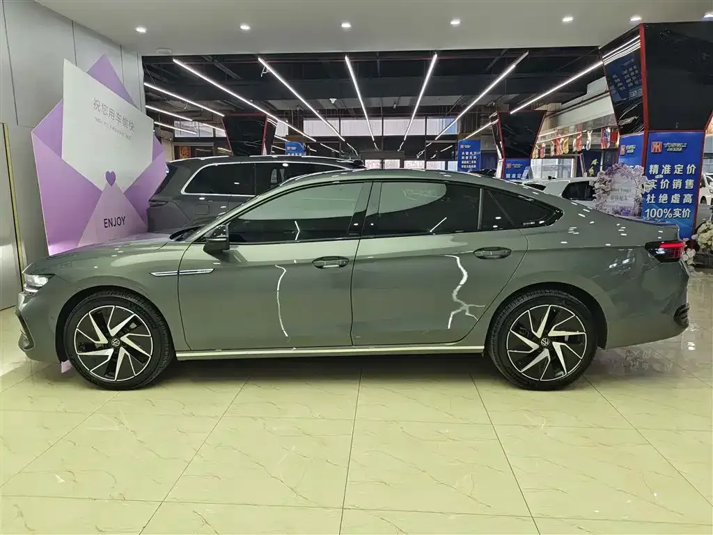 Volkswagen Magotan 2024 из CN, фото 9