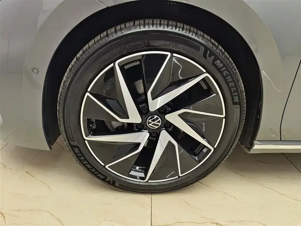 Volkswagen Magotan 2024 из CN, фото 5