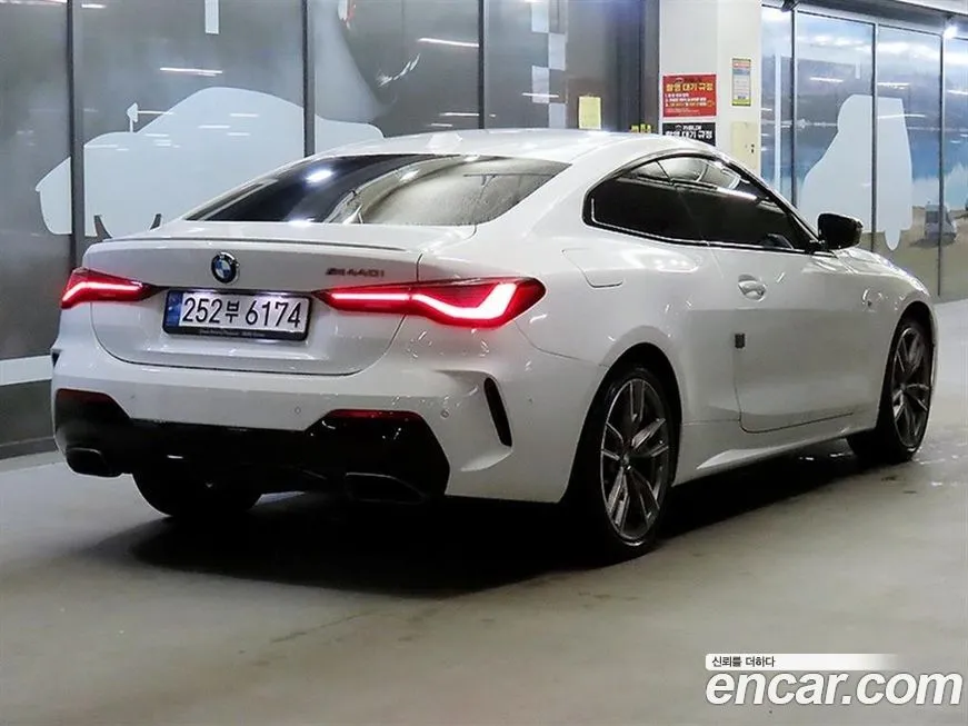 BMW 4-Series 2024 из KR, фото 3