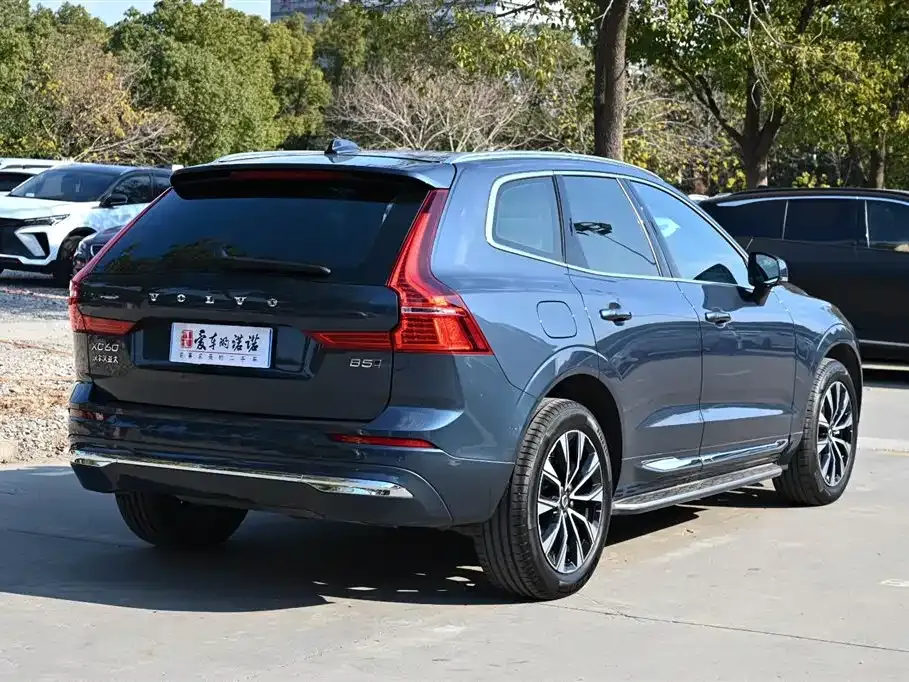 Volvo XC60 2023 из CN, фото 7