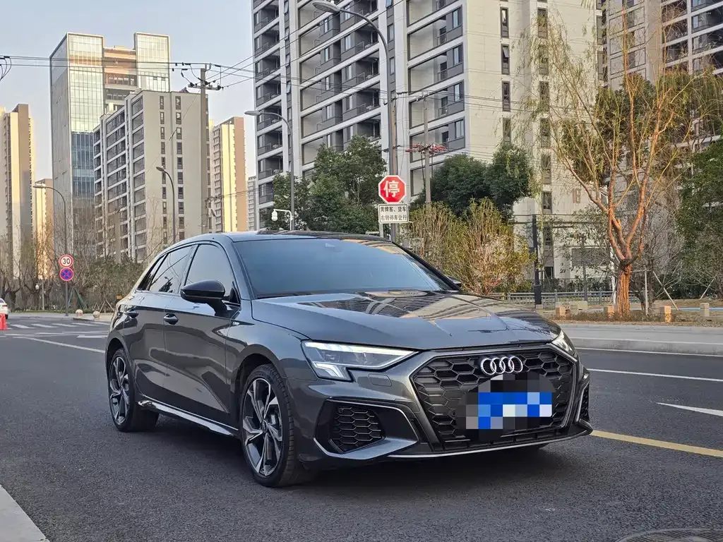 Audi A3 2023 из CN, фото 10