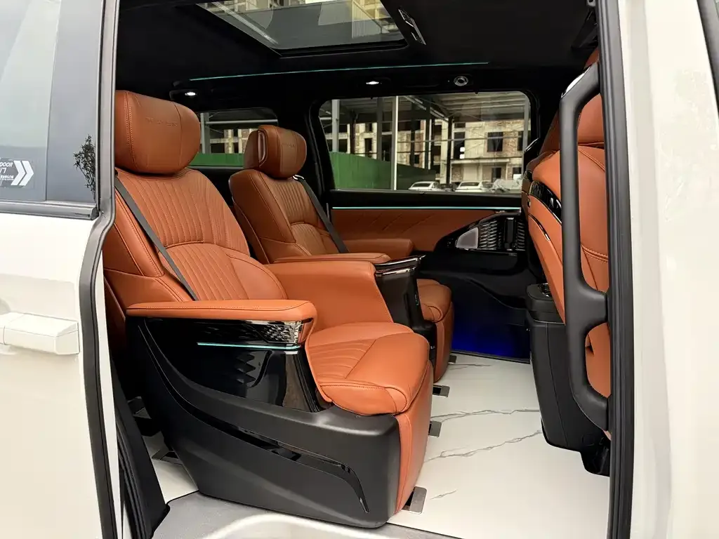 GAC Motor Trumpchi E9 — фото 2