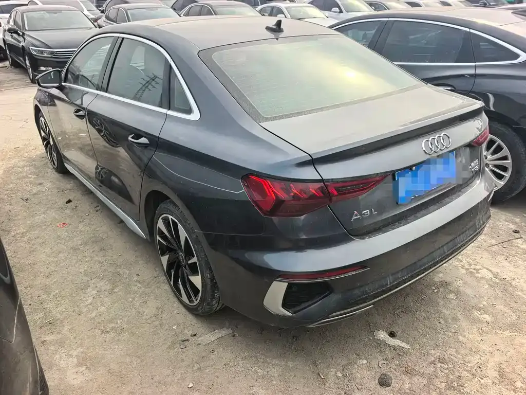 Audi A3 2023 из CN, фото 10
