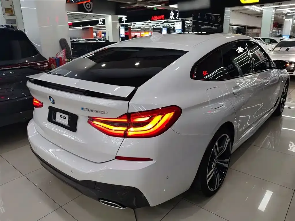 BMW 6 Series GT 2023 из CN, фото 3