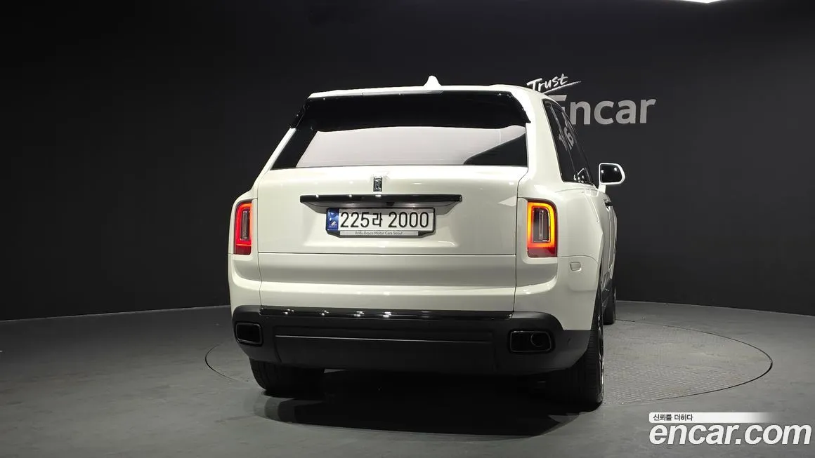 Rolls-Royce Cullinan 2023 из KR, фото 4