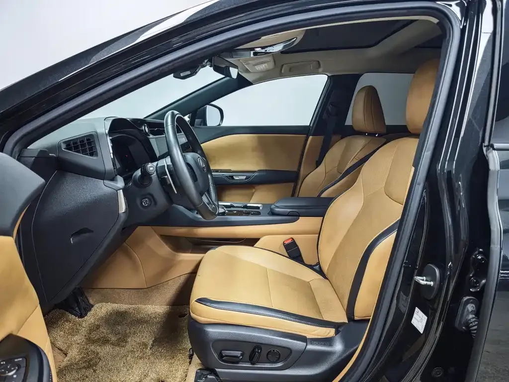 Lexus RZ 2023 из CN, фото 9