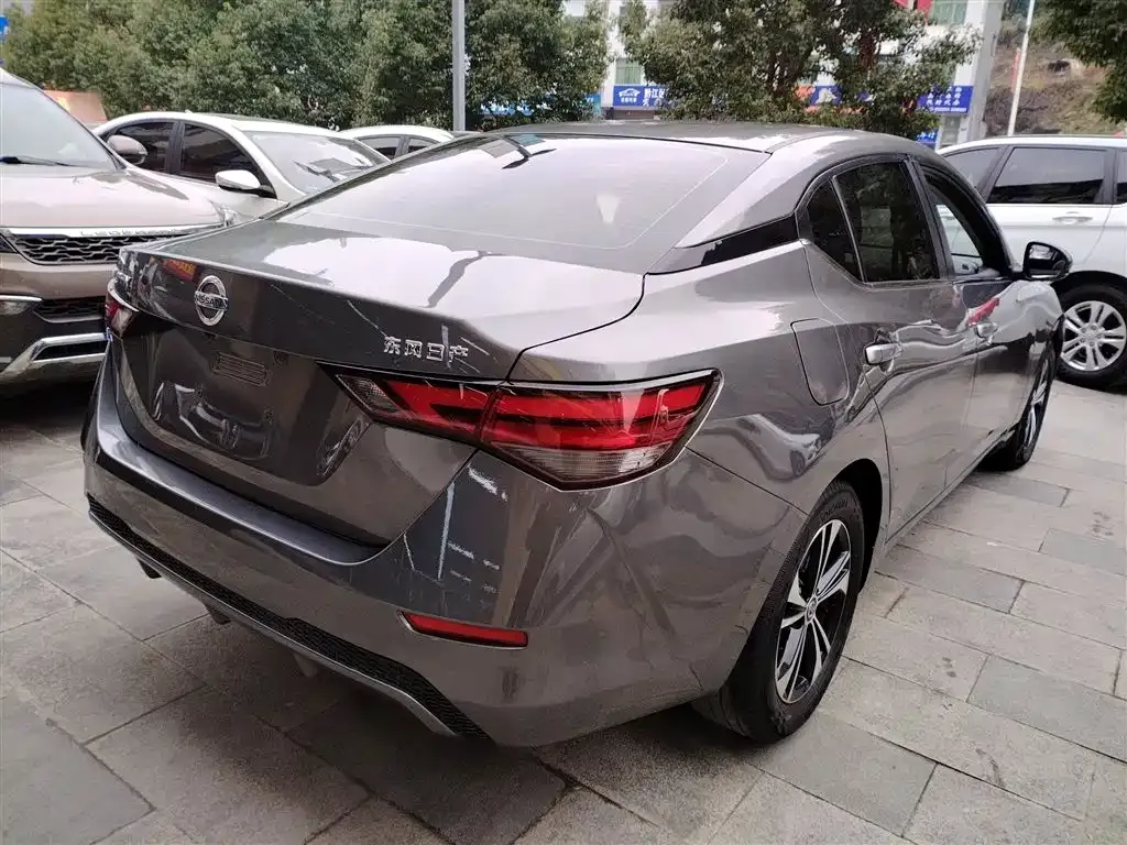 Nissan Sylphy 2023 из CN, фото 3