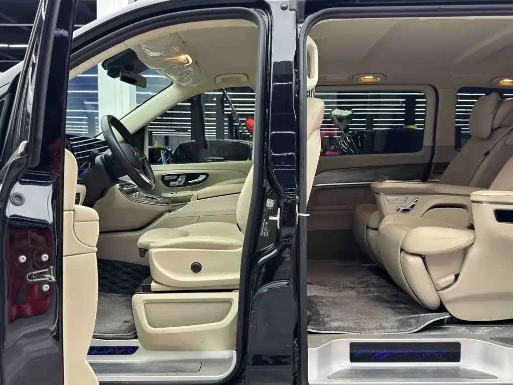 Mercedes-Benz V-Class 2025 из CN, фото 7
