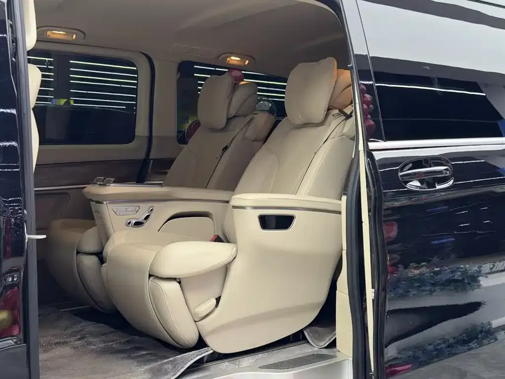 Mercedes-Benz V-Class 2025 из CN, фото 10
