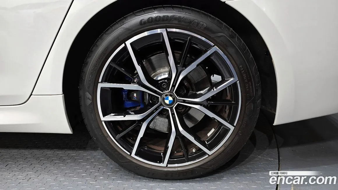 BMW 5-Series 2022 из KR, фото 6