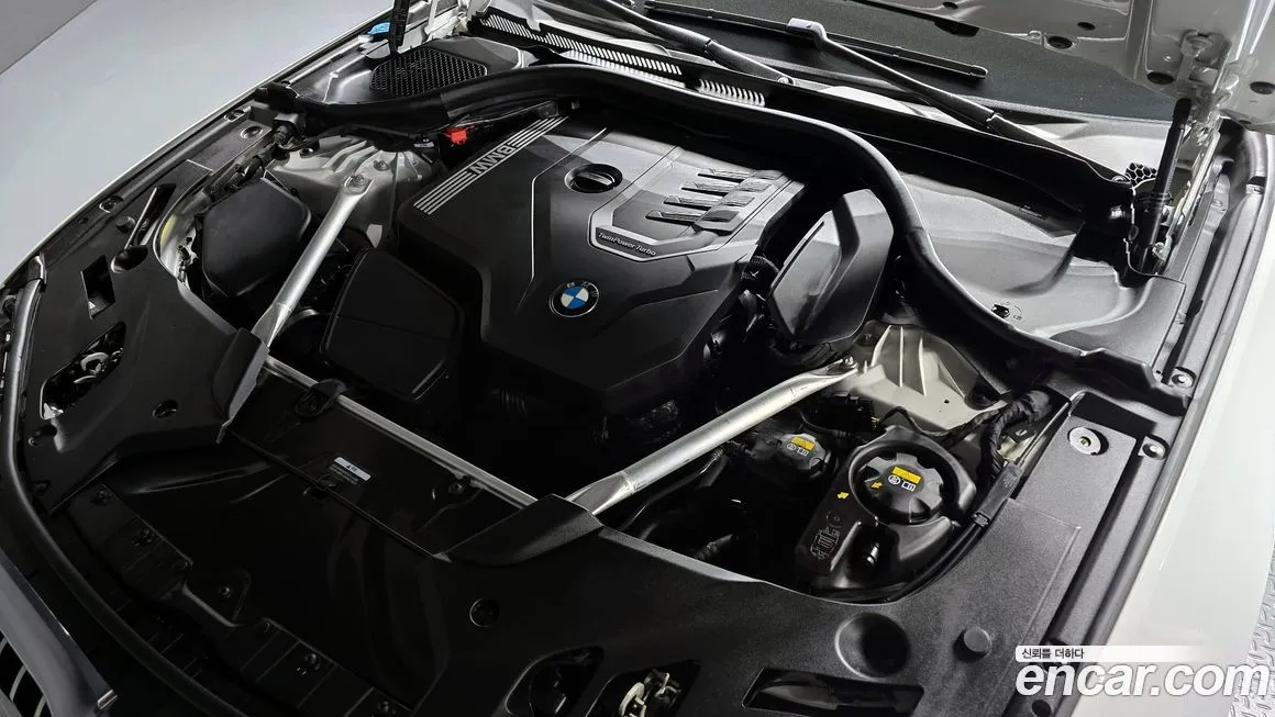 BMW 5-Series 2022 из KR, фото 8