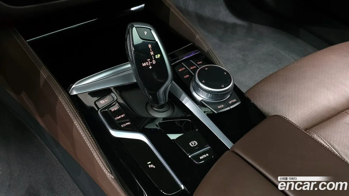 BMW 5-Series 2022 из KR, фото 7