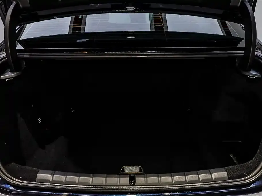 BMW i7 — фото 2