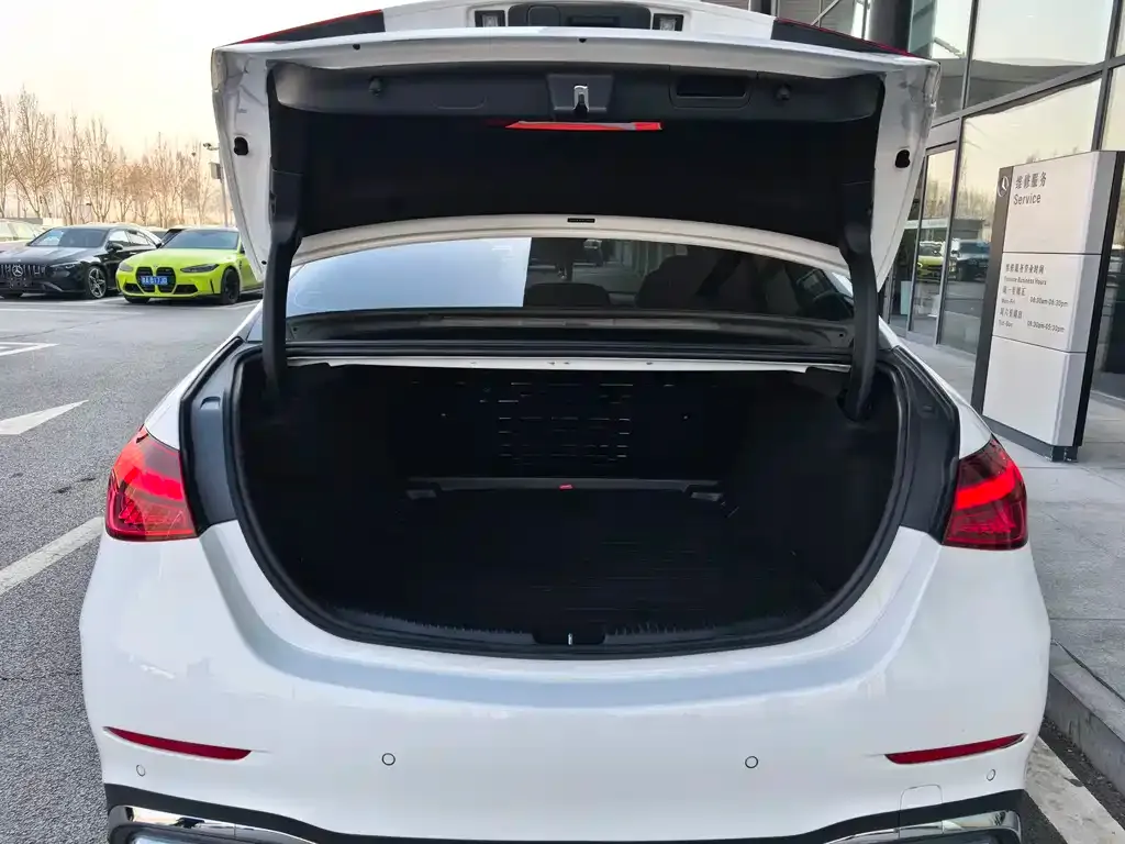 Mercedes-Benz C-Class 2023 из CN, фото 8