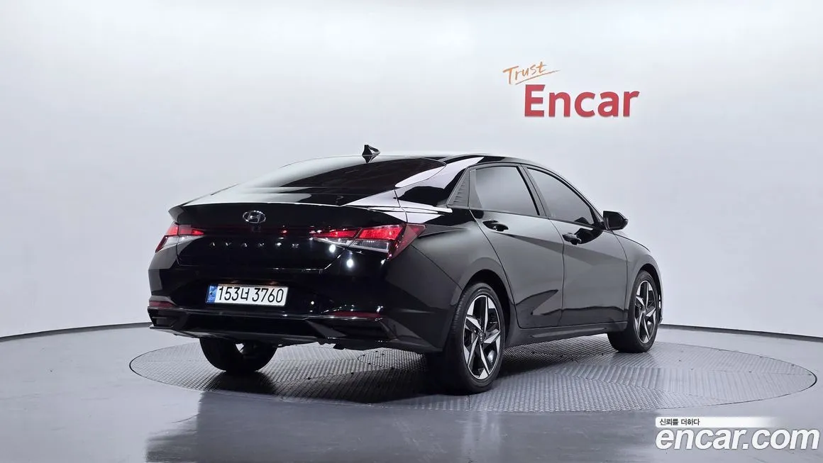 Hyundai AVANTE — фото 3