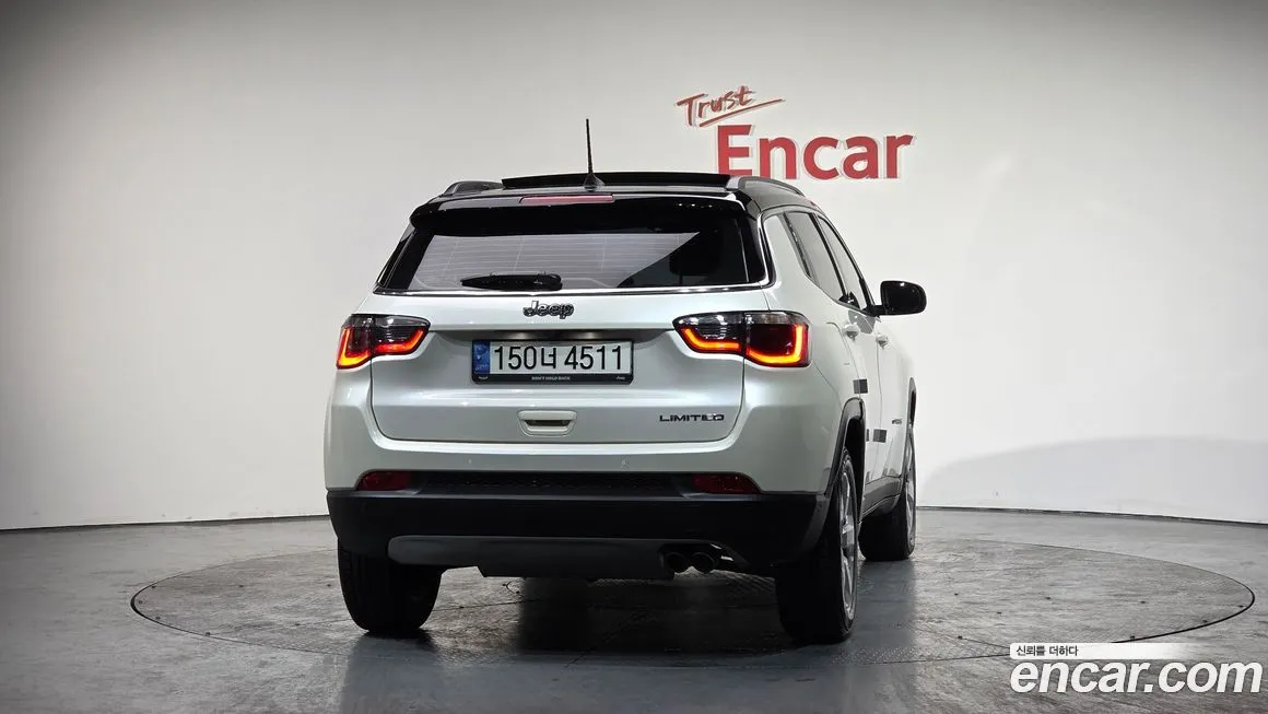 Jeep Compass 2021 из KR, фото 5