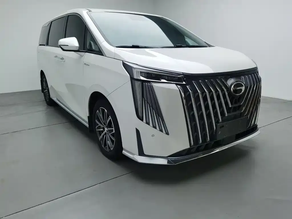 GAC Motor Trumpchi M8 — фото 1
