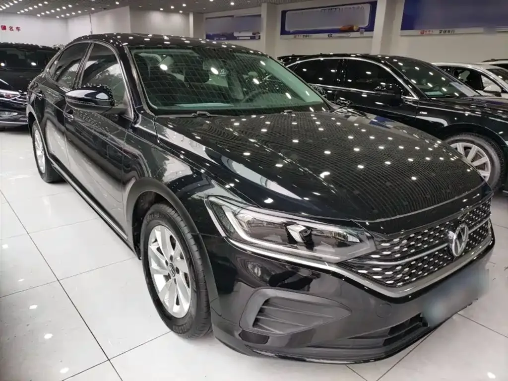 Volkswagen Passat 2023 из CN, фото 9