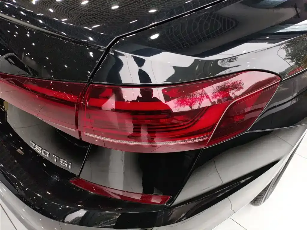 Volkswagen Passat 2023 из CN, фото 7