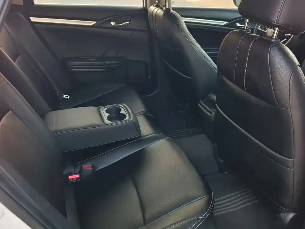 Honda Civic 2021 из CN, фото 3