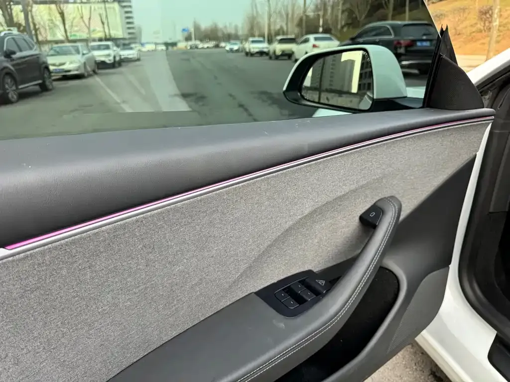 Tesla Model 3 2025 из CN, фото 7