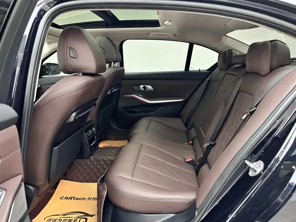 BMW 3 Series 2022 из CN, фото 4