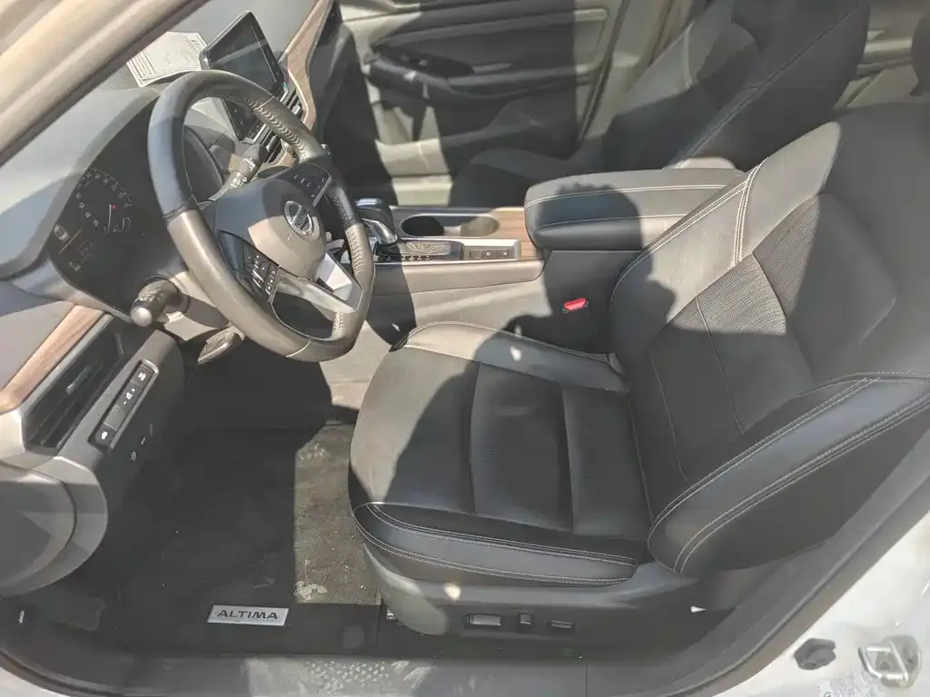 Nissan Teana 2023 из CN, фото 2