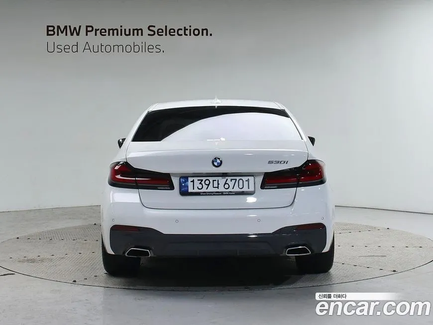 BMW 5-Series 2023 из KR, фото 10